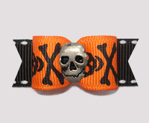 #0618 - 5/8" Dog Bow - Spooktacular Skull & Xbones with Skull