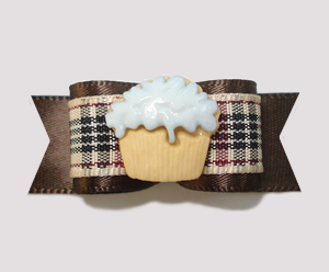 #2246 - 5/8" Dog Bow - Chic Designer Plaid Classic, Cupcake